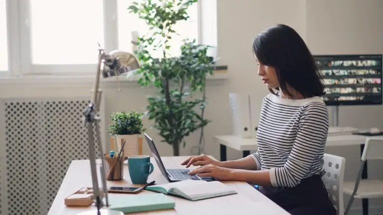 Why Your Accountant Wants You to Set Up a Holding Company Before Selling